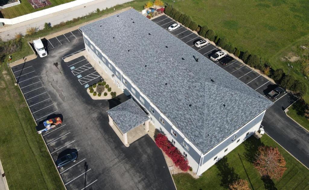 Days Inn & Suites By Wyndham Romeoville Εξωτερικό φωτογραφία